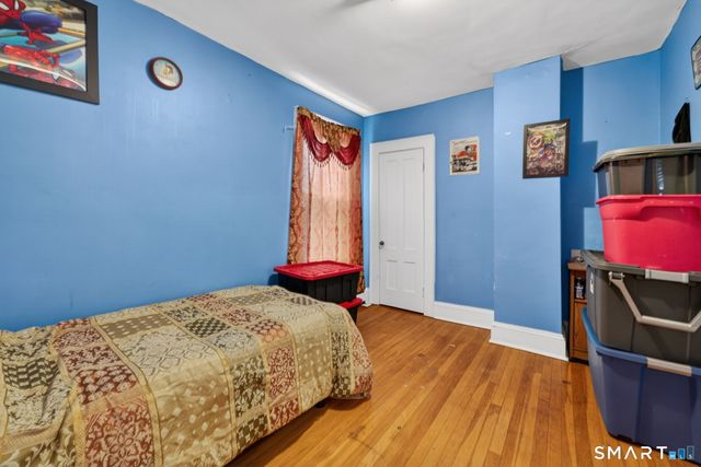 4 Robbins Court, Norwich, CT 06360