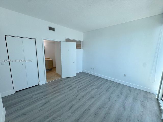 350 NE 24th St 1001, Miami, FL 33137