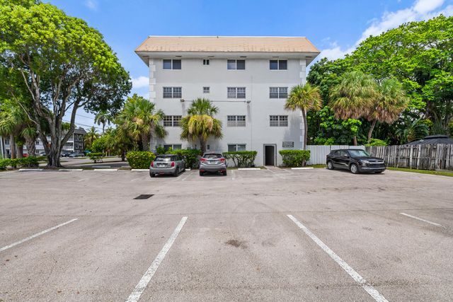 1407 NE 56TH Street 209, Fort Lauderdale, FL 33334