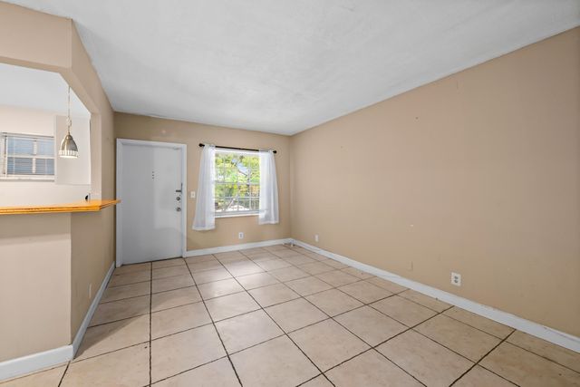 1407 NE 56TH Street 209, Fort Lauderdale, FL 33334