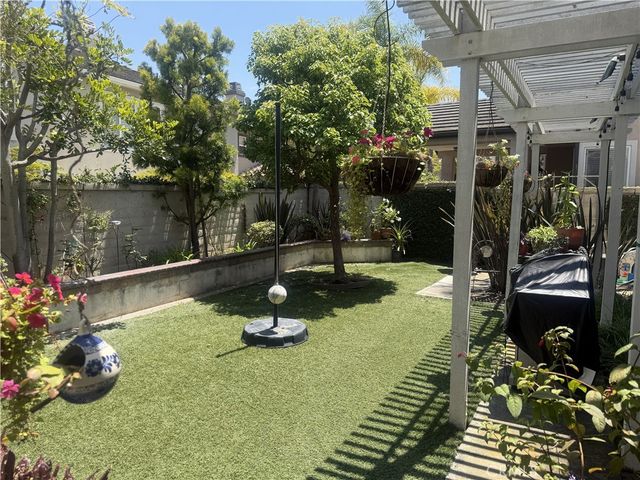 7381 Siena Drive, Huntington Beach, CA 92648