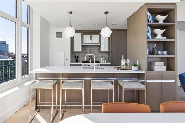100 Lovejoy Wharf 12-A, Boston, MA 02114