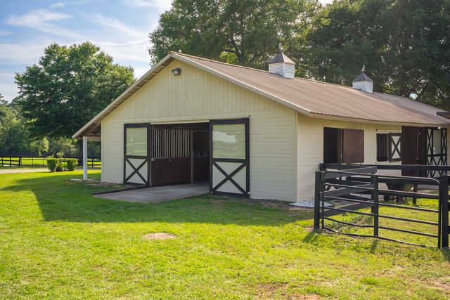 500 Burkelo Road, Wagener, SC 29164