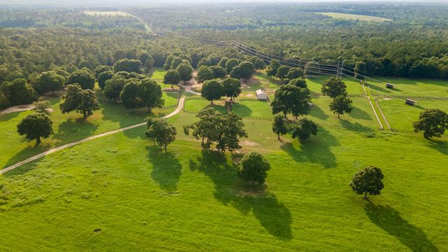 500 Burkelo Road, Wagener, SC 29164