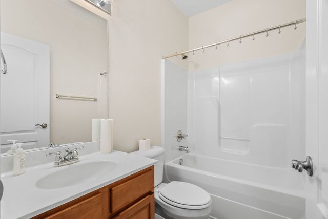 141 Dimaggio Dr, Springfield, TN 37172