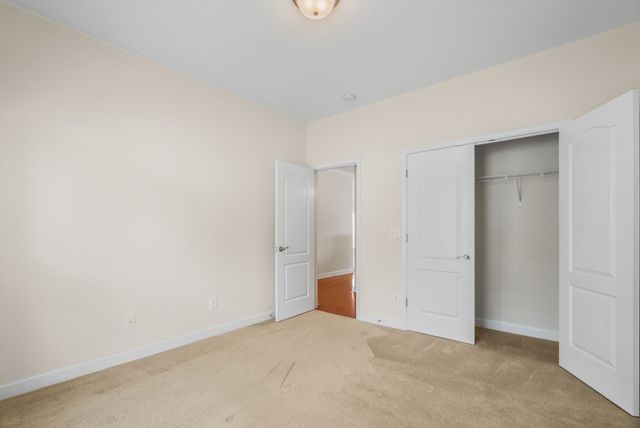 141 Dimaggio Dr, Springfield, TN 37172