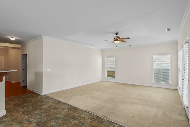 141 Dimaggio Dr, Springfield, TN 37172