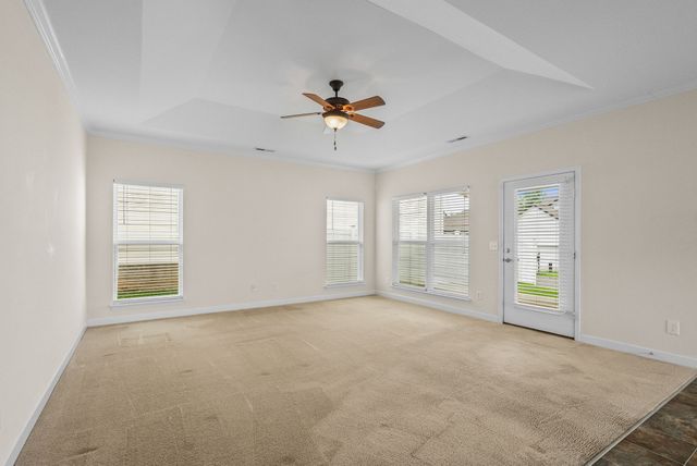 141 Dimaggio Dr, Springfield, TN 37172