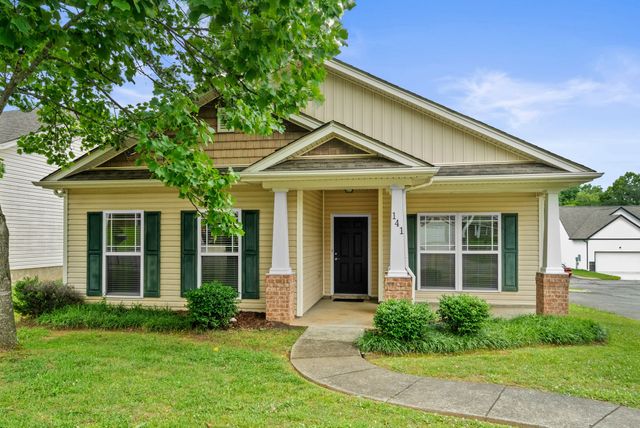 141 Dimaggio Dr, Springfield, TN 37172