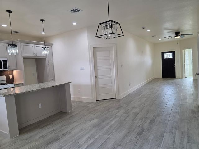 2142 De Soto Street, Houston, TX 77091