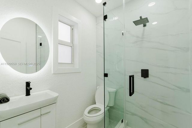 2101 SW 16th Ter, Miami, FL 33145