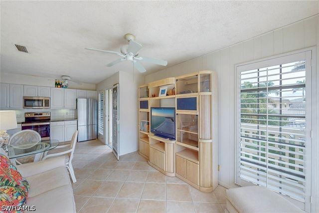 1215 Edington PL N5, Marco Island, FL 34145