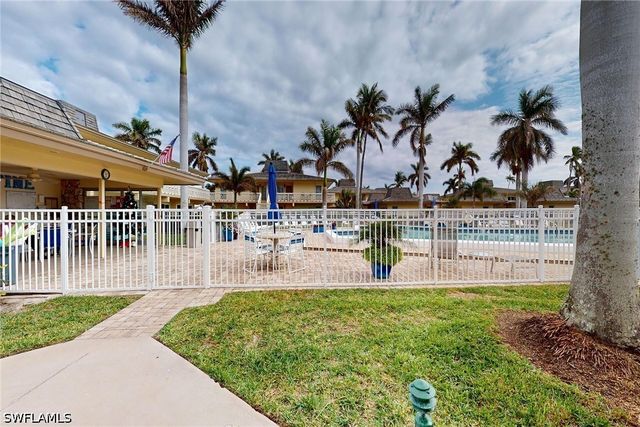 1215 Edington PL N5, Marco Island, FL 34145