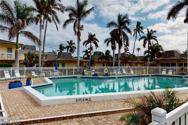 1215 Edington PL N5, Marco Island, FL 34145