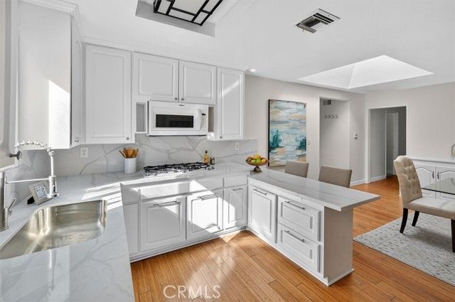 8846 Laramie Avenue, Winnetka (los Angeles), CA 91306