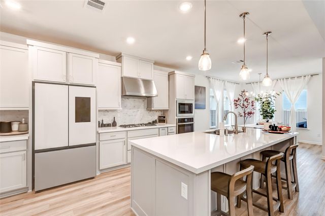 713 Leeward PASS, Leander, TX 78641