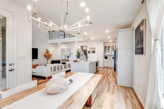 713 Leeward PASS, Leander, TX 78641