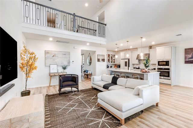 713 Leeward PASS, Leander, TX 78641