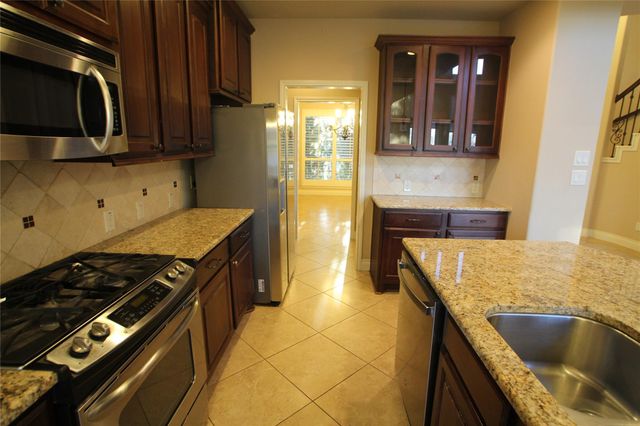 1995 Biscayne Lake Drive, Pearland, TX 77584