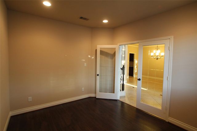 1995 Biscayne Lake Drive, Pearland, TX 77584