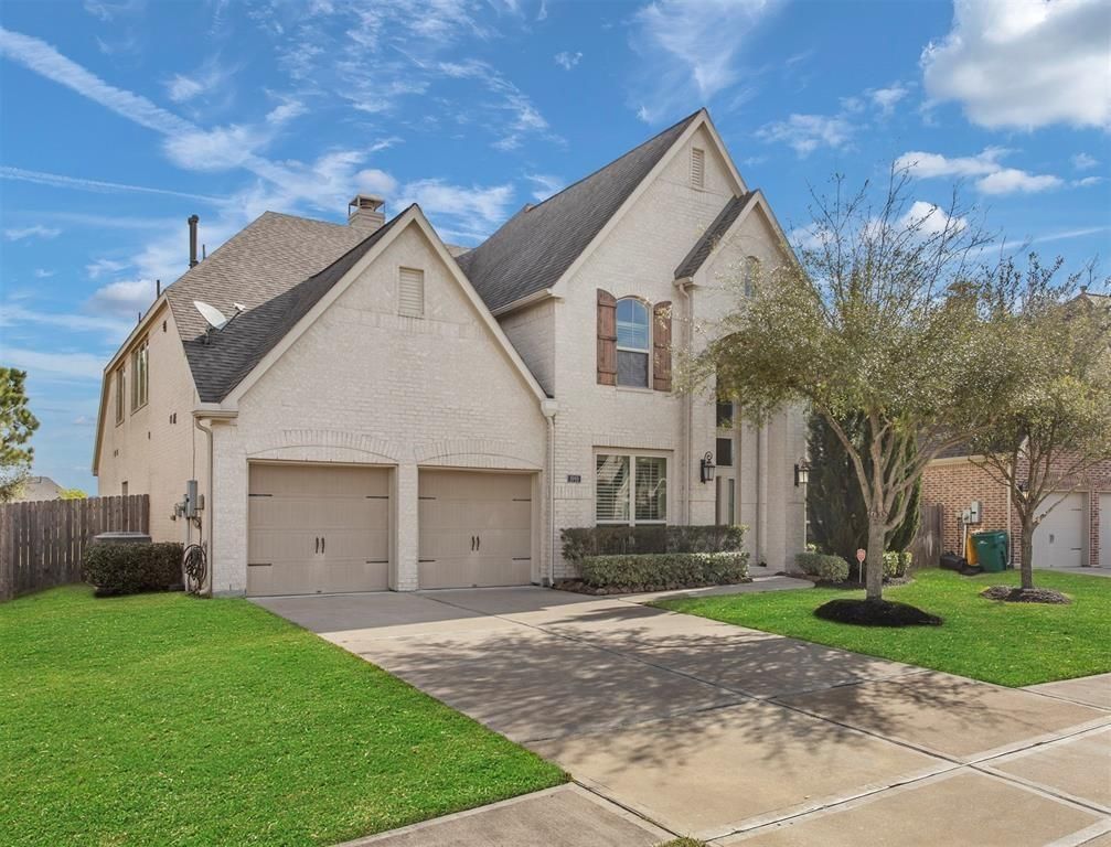 1995 Biscayne Lake Drive, Pearland, TX 77584
