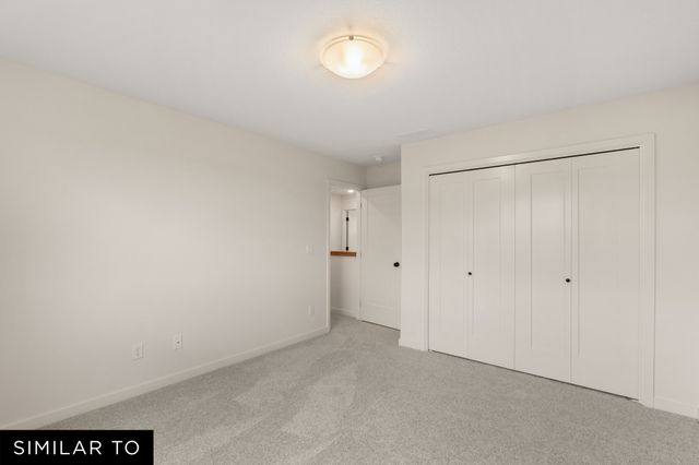 1021 Shady Lane Drive, Norwalk, IA 50211