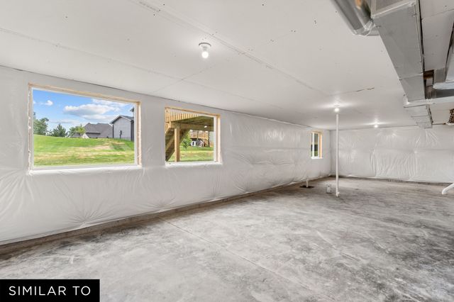 1021 Shady Lane Drive, Norwalk, IA 50211