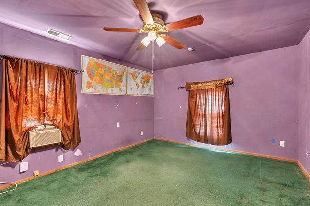 1514 W 16th St N, Wichita, KS 67203