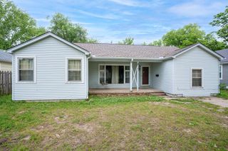 1514 W 16th St N, Wichita, KS 67203