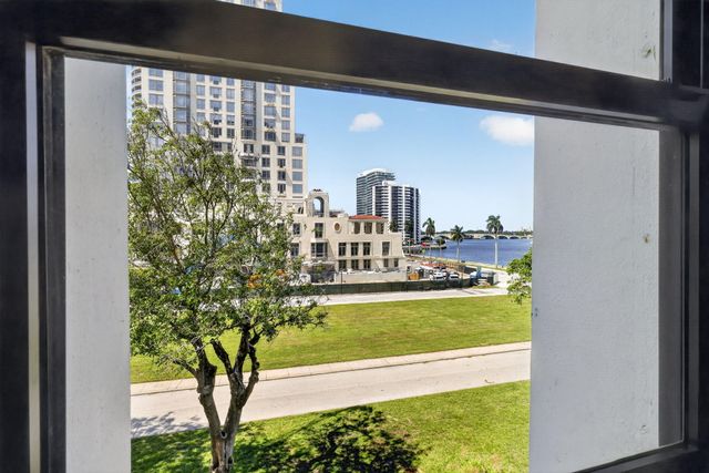 1501 S FLAGLER Drive 4B, West Palm Beach, FL 33401