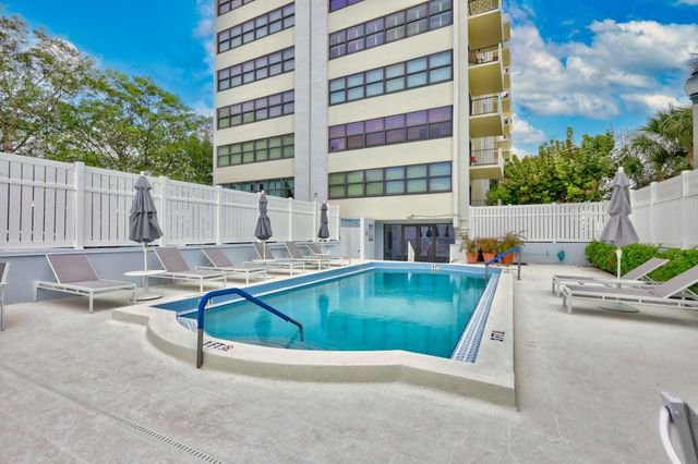 1501 S FLAGLER Drive 4B, West Palm Beach, FL 33401