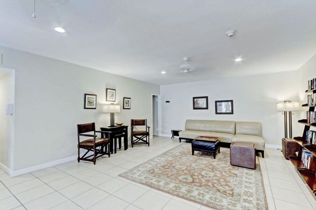 1501 S FLAGLER Drive 4B, West Palm Beach, FL 33401