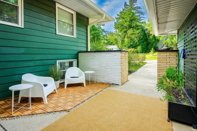 1130 W Briarcliff Drive, Bloomington, IN 47404