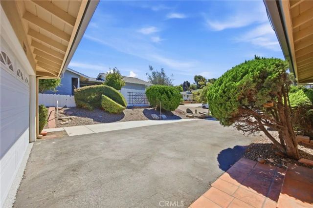 11934 Callado, San Diego, CA 92128