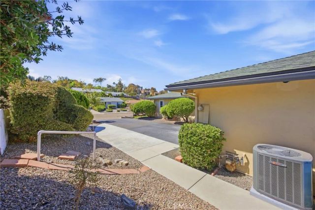 11934 Callado, San Diego, CA 92128