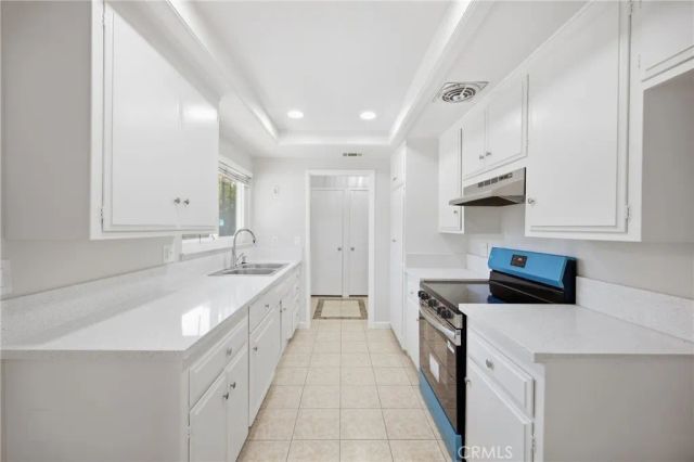 11934 Callado, San Diego, CA 92128