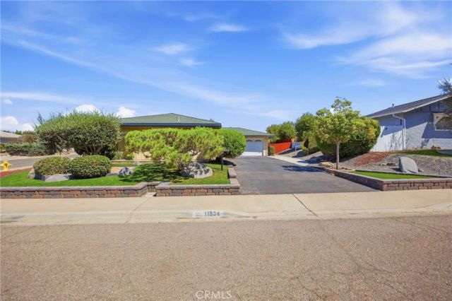 11934 Callado, San Diego, CA 92128