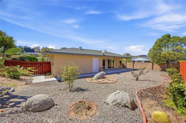 11934 Callado, San Diego, CA 92128