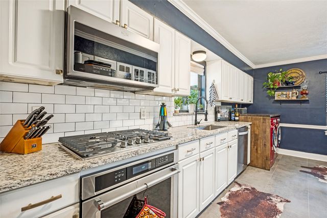 9740 Ash Creek Drive, Dallas, TX 75228