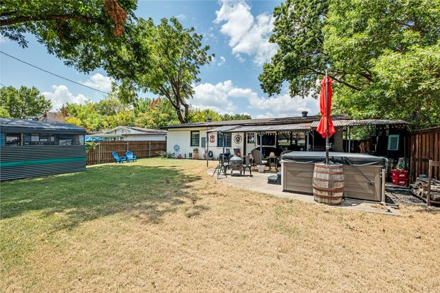 9740 Ash Creek Drive, Dallas, TX 75228