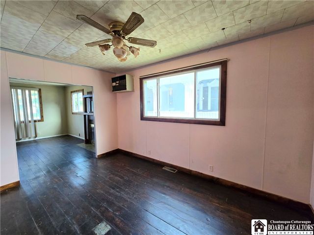 102 Wellsville Street, Bolivar, NY 14715