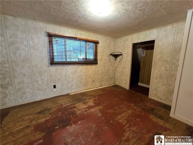 102 Wellsville Street, Bolivar, NY 14715