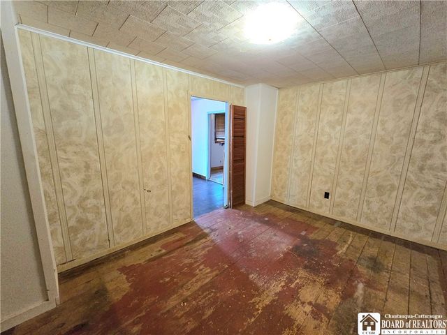 102 Wellsville Street, Bolivar, NY 14715