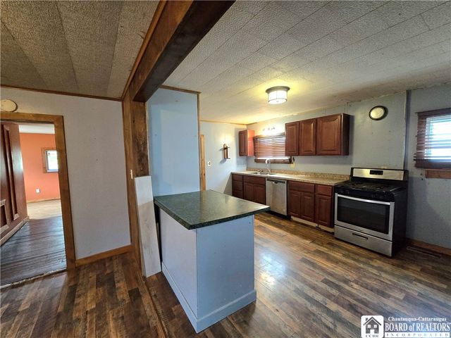 102 Wellsville Street, Bolivar, NY 14715