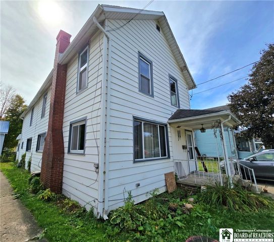 102 Wellsville Street, Bolivar, NY 14715
