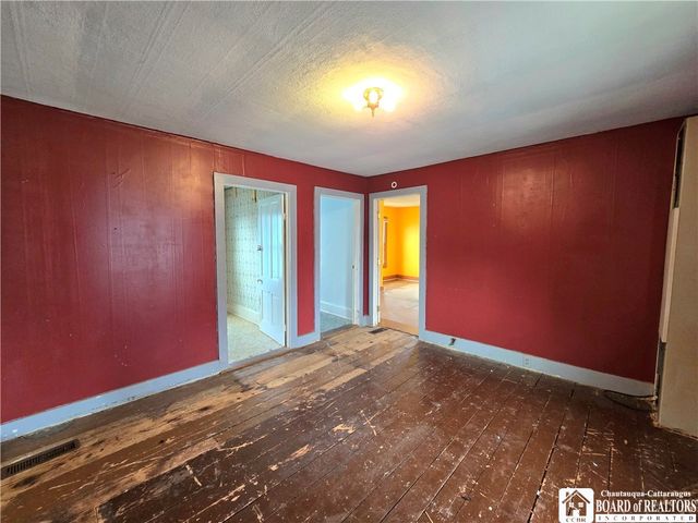 102 Wellsville Street, Bolivar, NY 14715