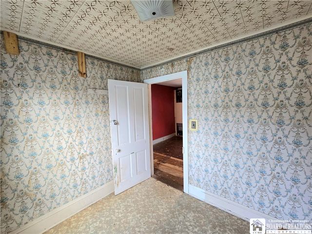 102 Wellsville Street, Bolivar, NY 14715