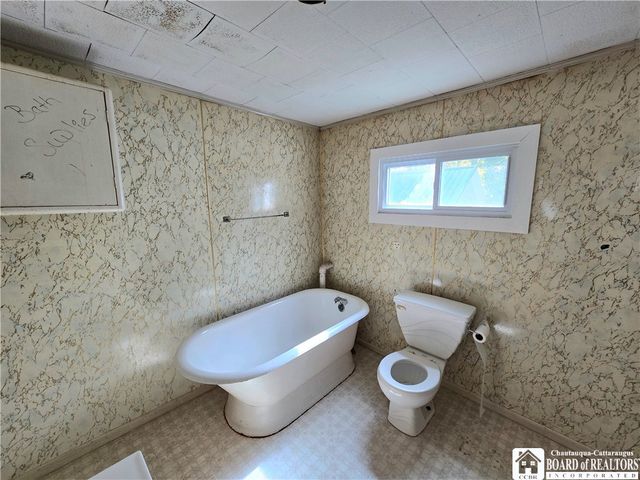 102 Wellsville Street, Bolivar, NY 14715