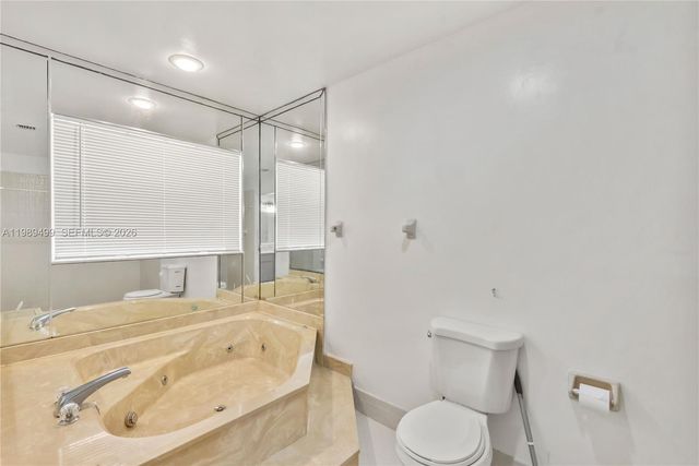 10823 NW 7th St, Coral Springs, FL 33071