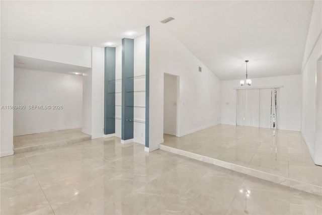 10823 NW 7th St, Coral Springs, FL 33071